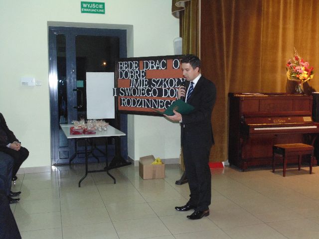 image002